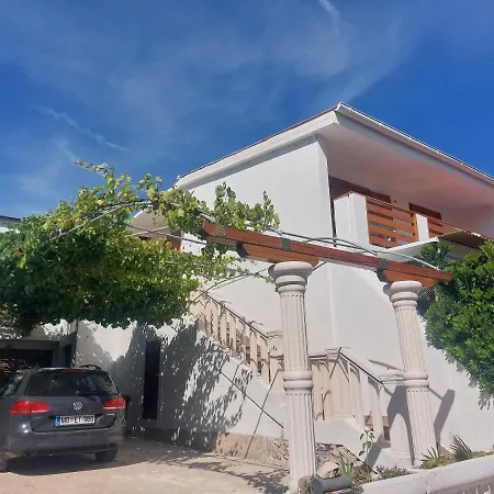 Iva - 50 M From The Sea-balcony 아파트 파그