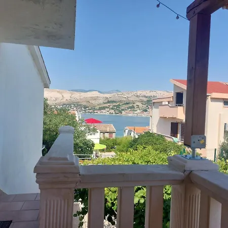 Apartament Iva - 50 M From The Sea-balcony Pag Town